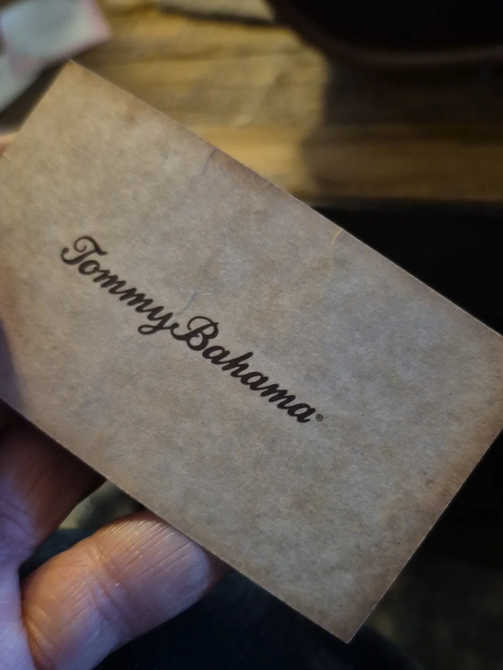 Tommy Bahama Nassau Collection Sz.19